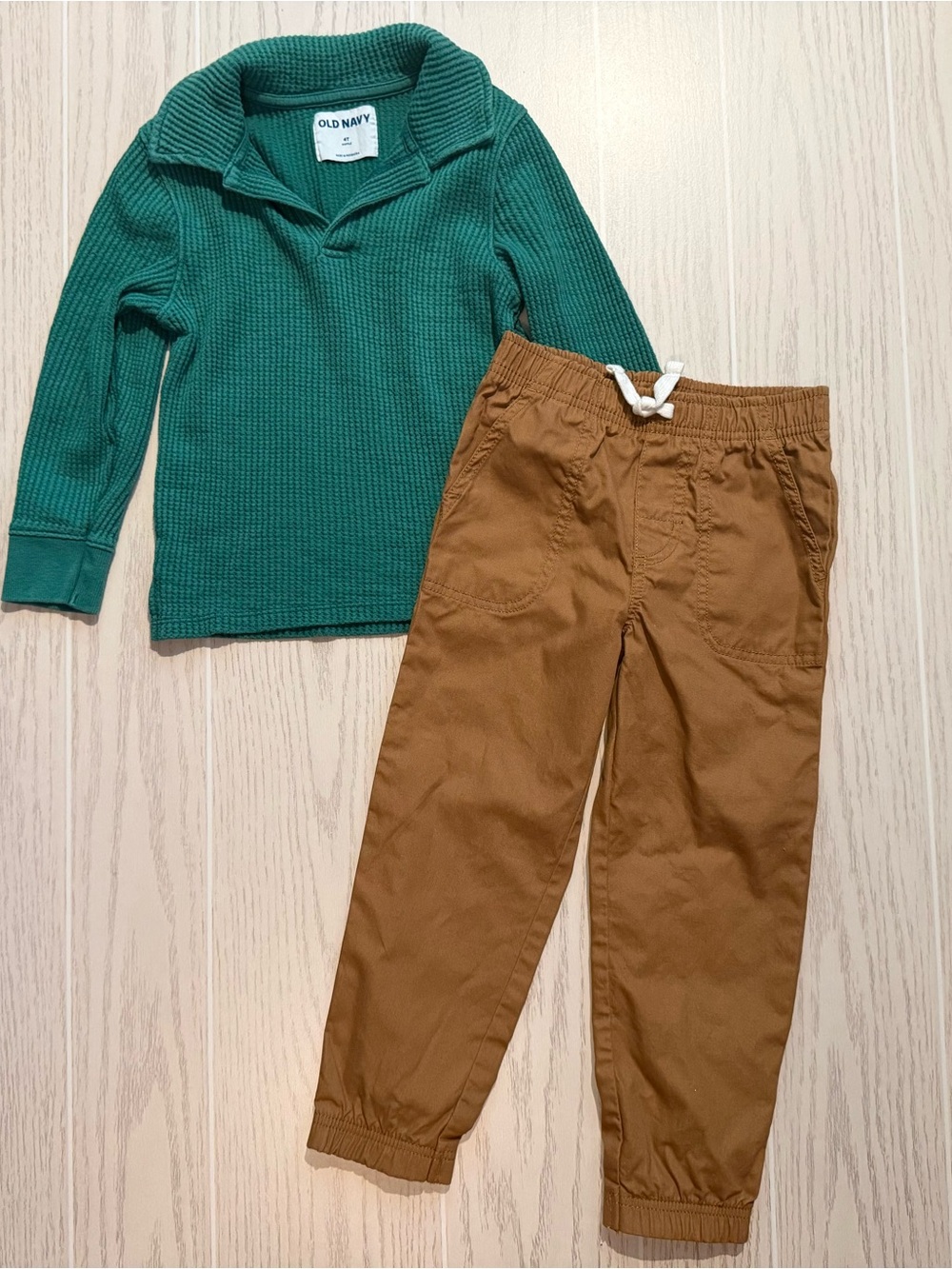 Old Navy Simple Joys Boys 4T Green Waffle Shirt Brown Jogger Pants 2PC Set